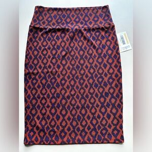 LuLaRoe Cassie 
Size: S (6-8)
Color: brownish and blue